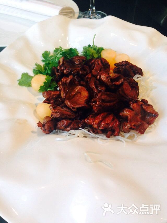 “星空真人”《一拳超人》重置版第143话:僵尸男VS吸血鬼战斗精彩(图2) 星空真人